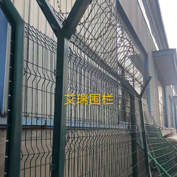 河南監(jiān)獄金屬鋼網(wǎng)墻擴建工程完畢